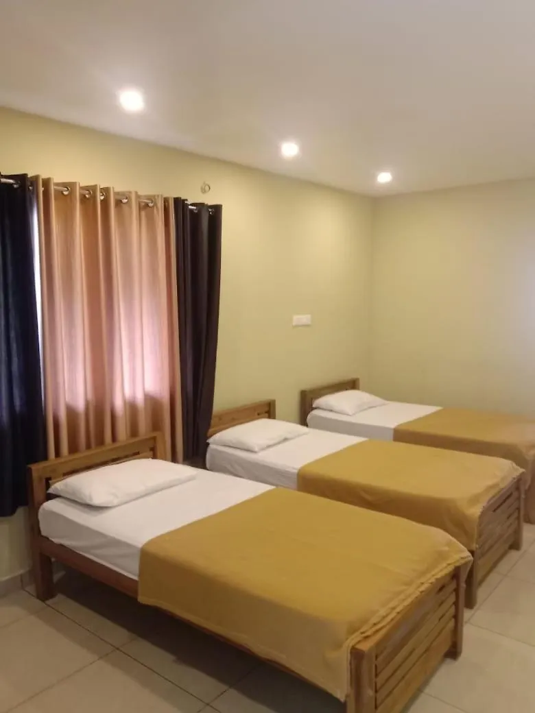 Cloud Kamp Apartment Devikolam 0*,  India