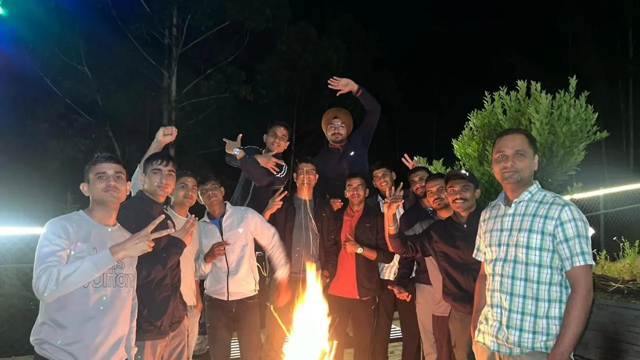 Homestay Cloud Kamp Apartment Devikolam India